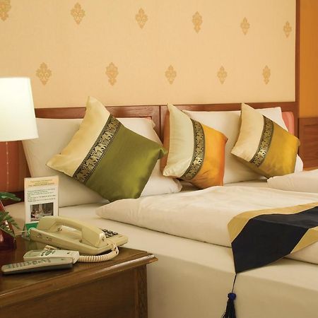 People Place Classic Hotel Sha Extra Plus Чіангмай Екстер'єр фото