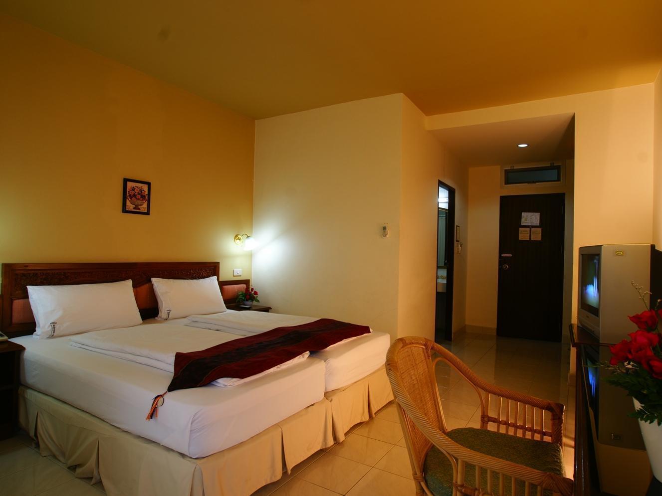 People Place Classic Hotel Sha Extra Plus Чіангмай Екстер'єр фото
