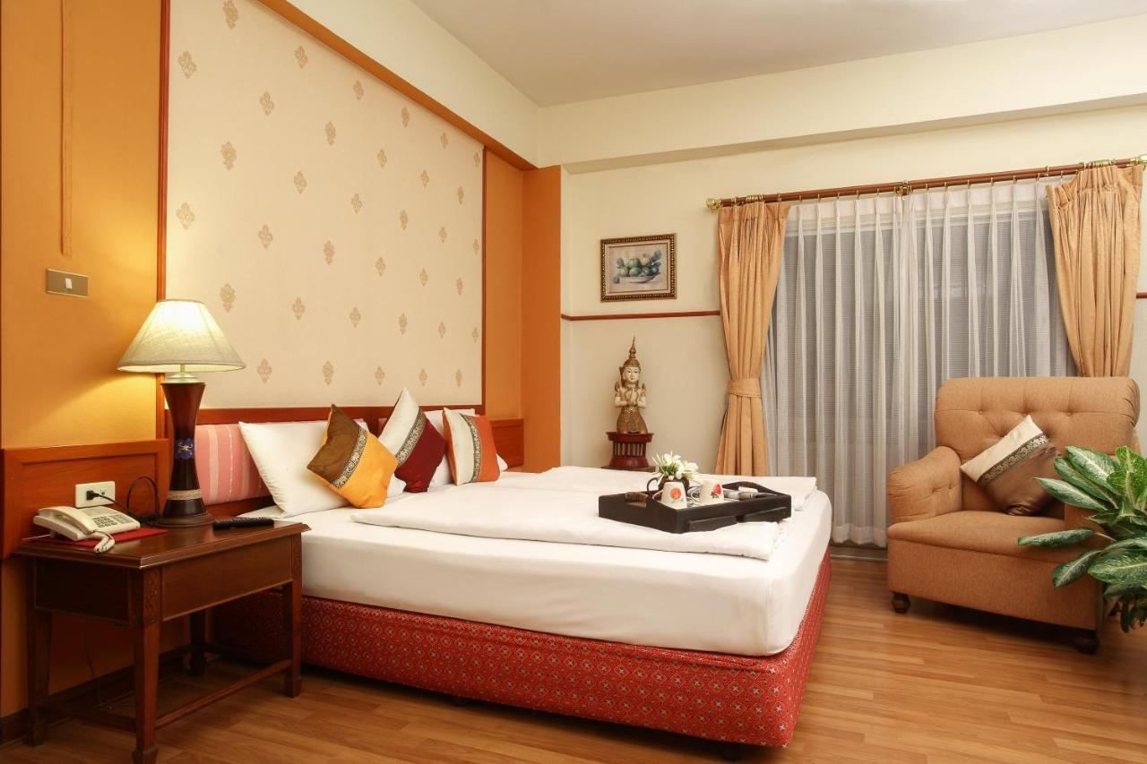 People Place Classic Hotel Sha Extra Plus Чіангмай Екстер'єр фото