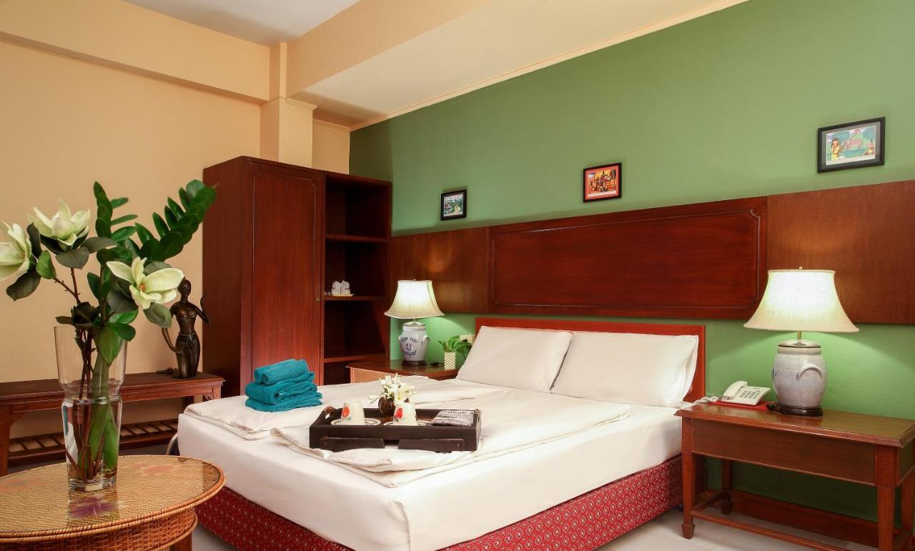 People Place Classic Hotel Sha Extra Plus Чіангмай Екстер'єр фото
